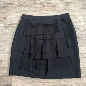 BCBG Maxazaria Women’sBlack Tiered Skirt 8 Office Cocktail Party Travel NIO3B938